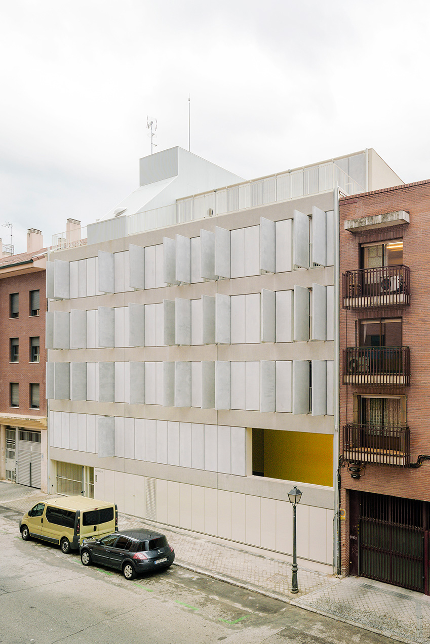 FRPO ELCANO Housing Madrid Front facade