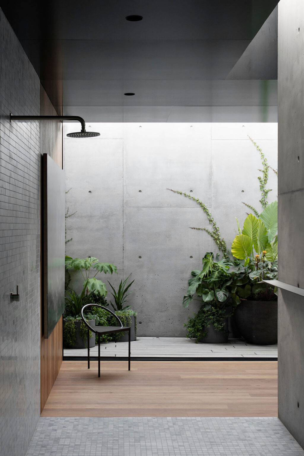 Edition Office Hawthorn House shower