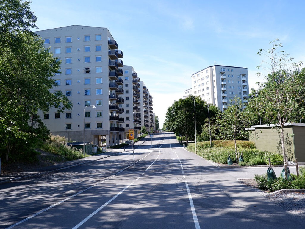 Urbanizing Suburbia Stockholm streetscape (c) Rutger Sjogrim