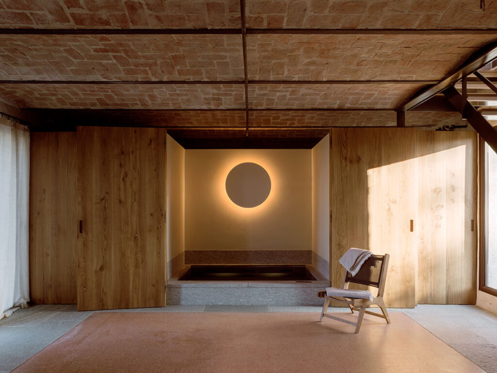 Jonathan Tuckey Design Cascina spa