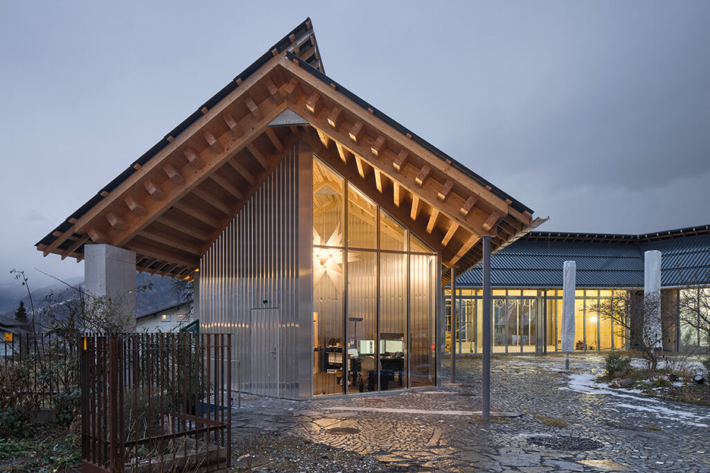 Winery Jenins Bearth & Deplazes side Ralph Feiner